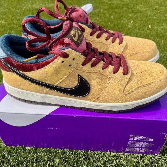 Nike SB Dunk Low Pro City of Cinema, Men's Size 12, Authenticated - Picture 5 of 12